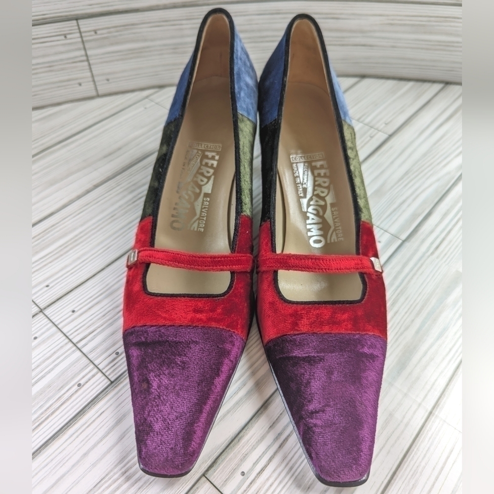 Salvatore Ferragamo Mary Jane Kitten Heels in Velvet Colorblock Size 7.5